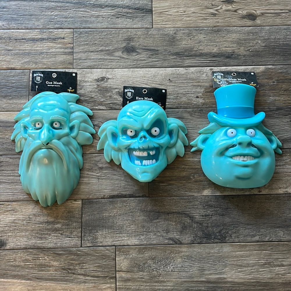Disney The Haunted Mansion Hitchhiking Ghost Masks